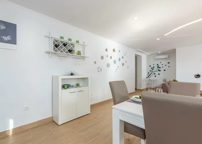 Kata With Private Pool 아파트 *