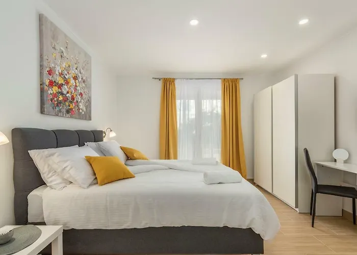 Kata With Private Pool *